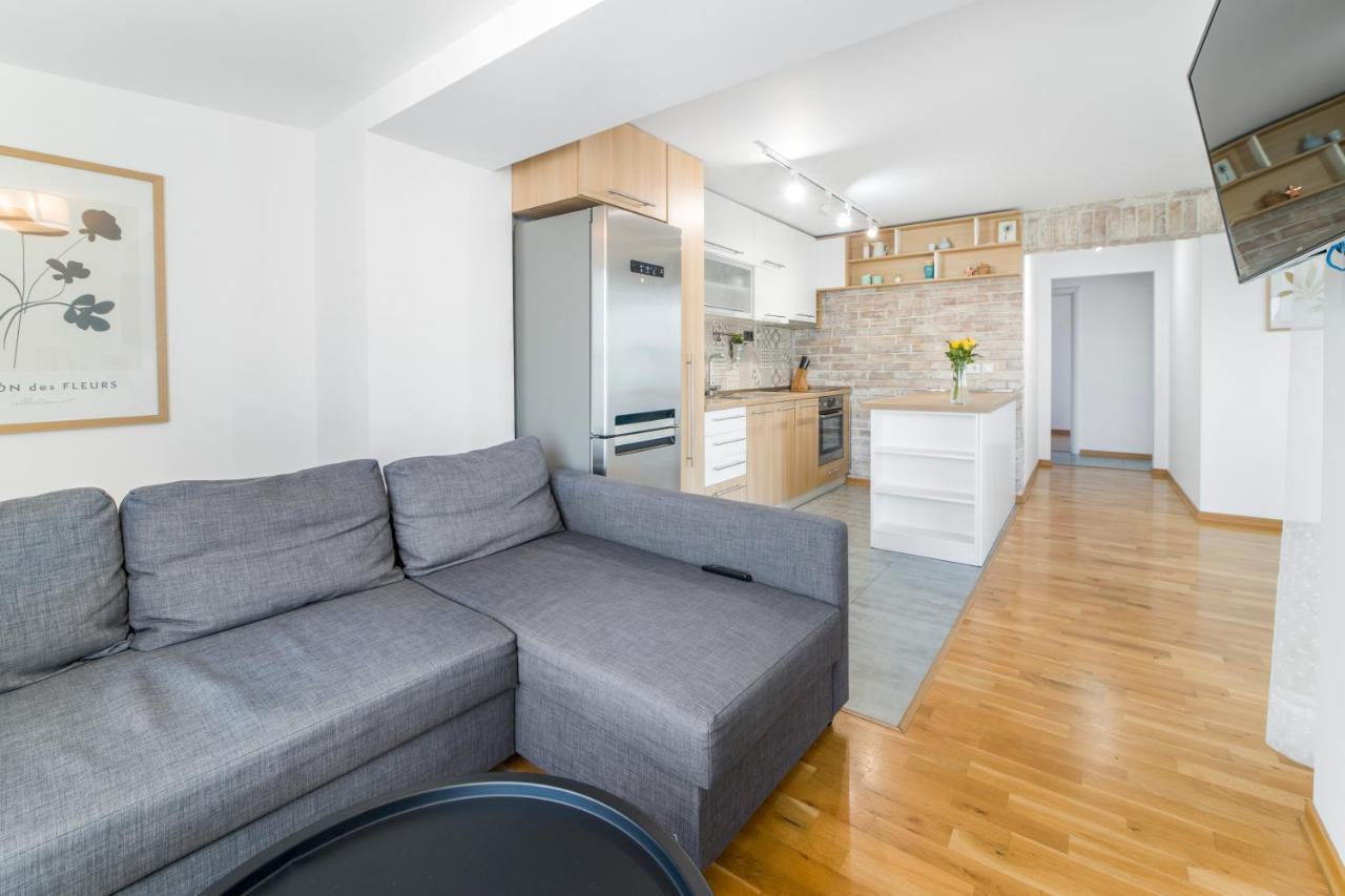 Exclusive Apartment Studentski Grad Sofia Buitenkant foto