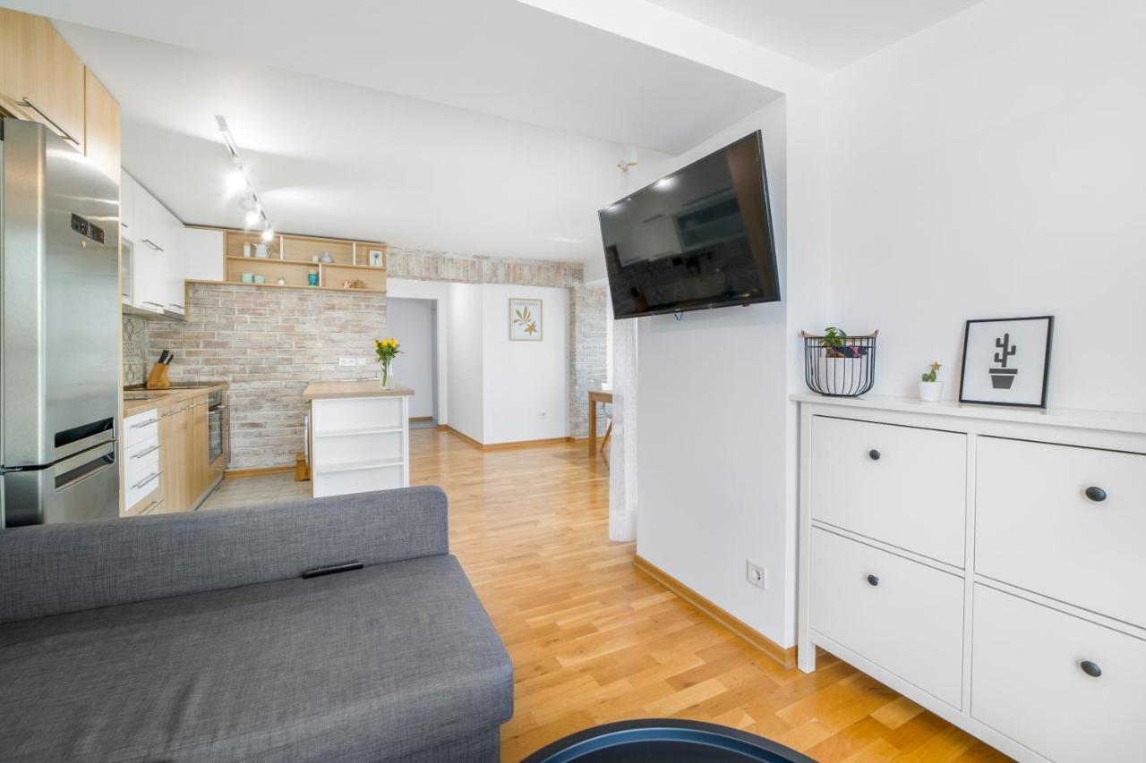 Exclusive Apartment Studentski Grad Sofia Buitenkant foto